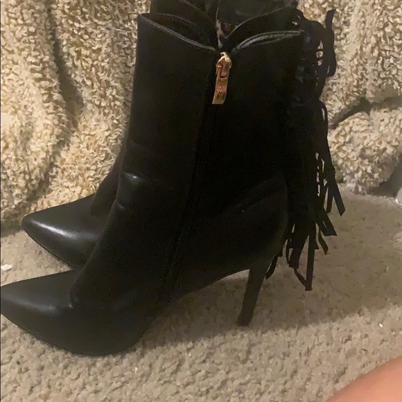 Boots - Picture 2 of 3